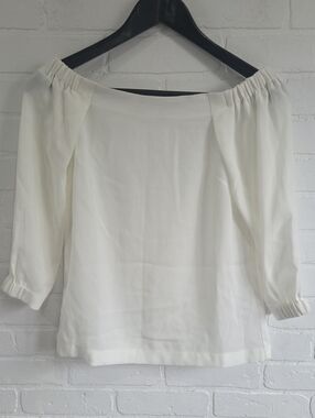 Babaton Off-The-Shoulder White Blouse